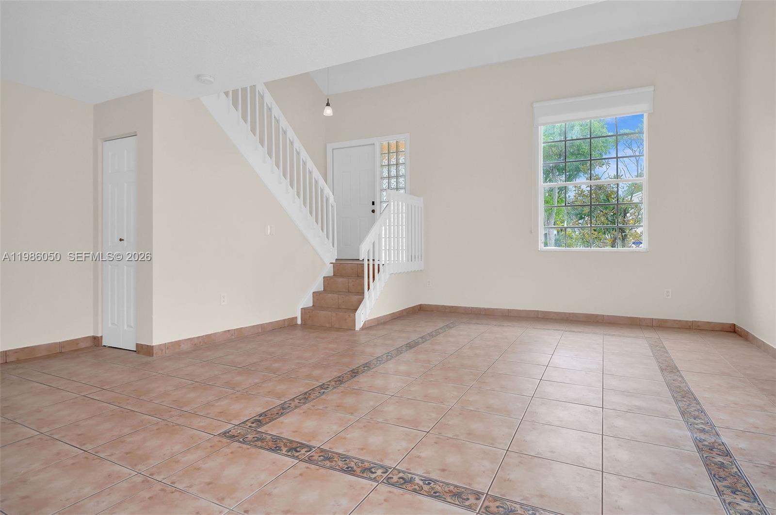 11811 SW 102nd St Miami, FL 33186