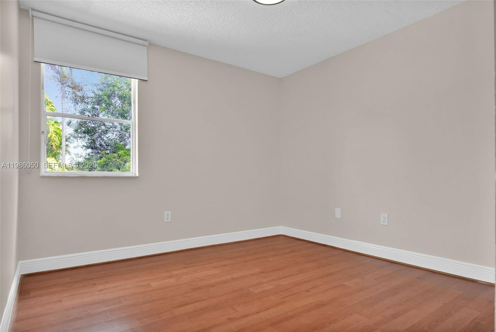 11811 SW 102nd St Miami, FL 33186