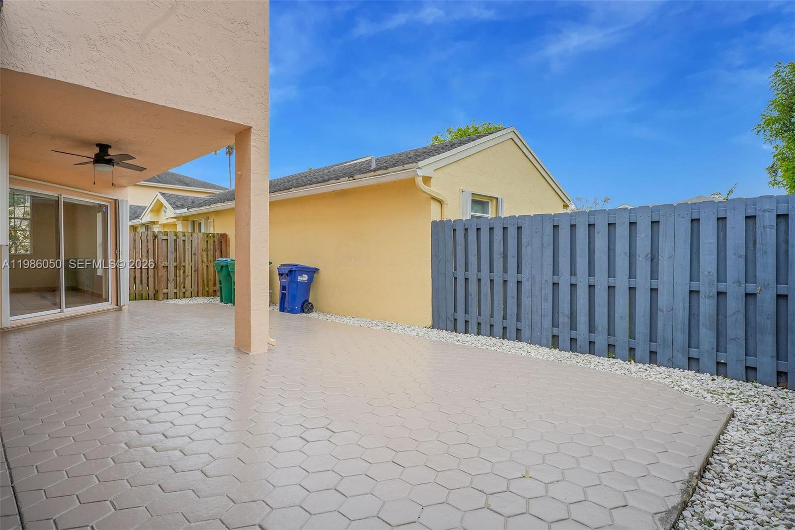 11811 SW 102nd St Miami, FL 33186