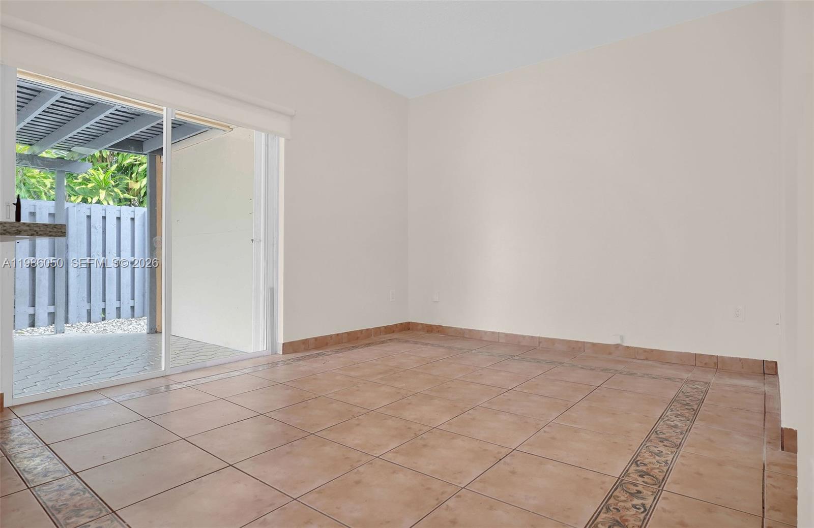 11811 SW 102nd St Miami, FL 33186