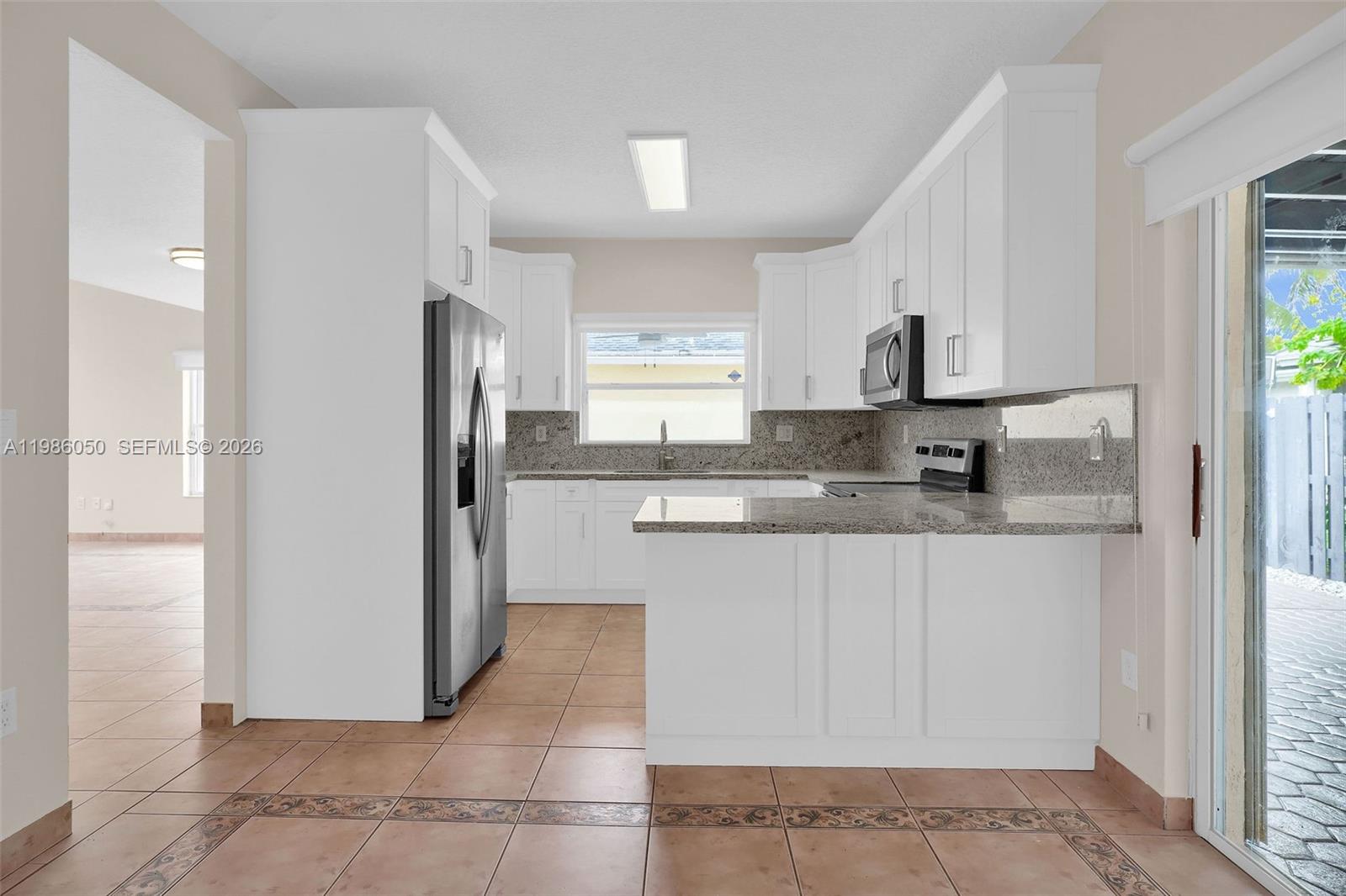 11811 SW 102nd St Miami, FL 33186