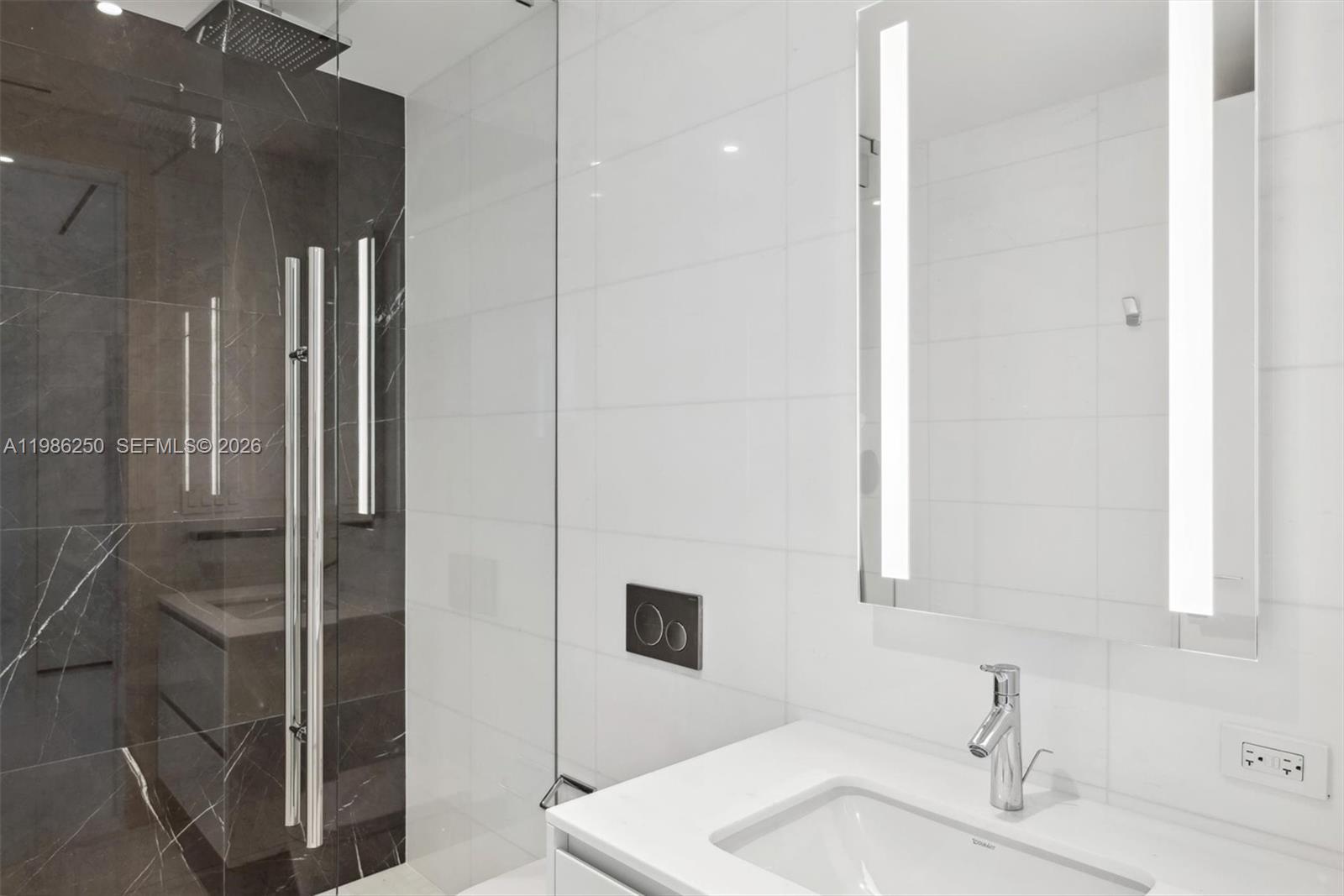 image Aston Martin Residences10