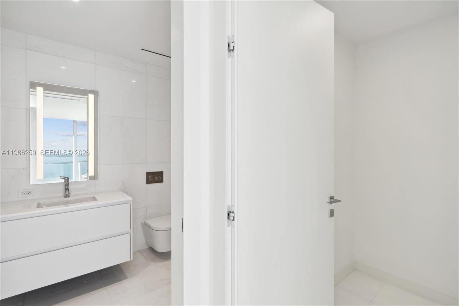 image Aston Martin Residences18