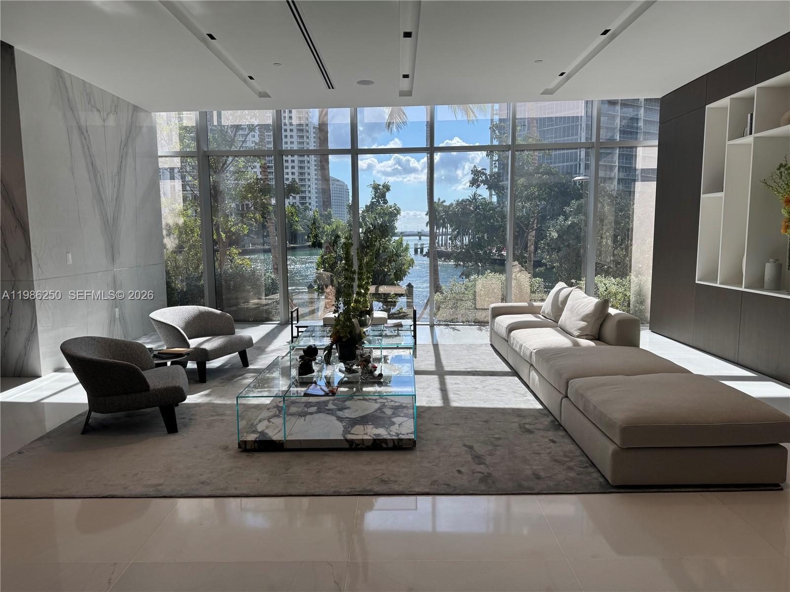 image Aston Martin Residences26