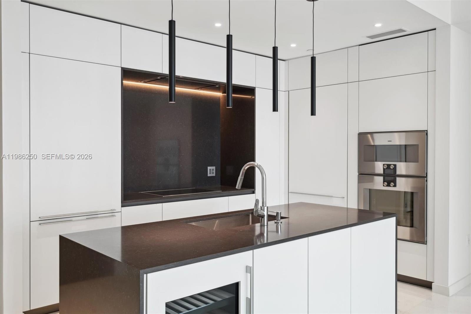 image Aston Martin Residences4