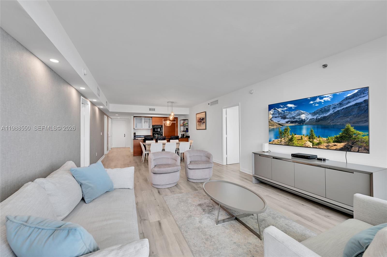 image Beach Club 214