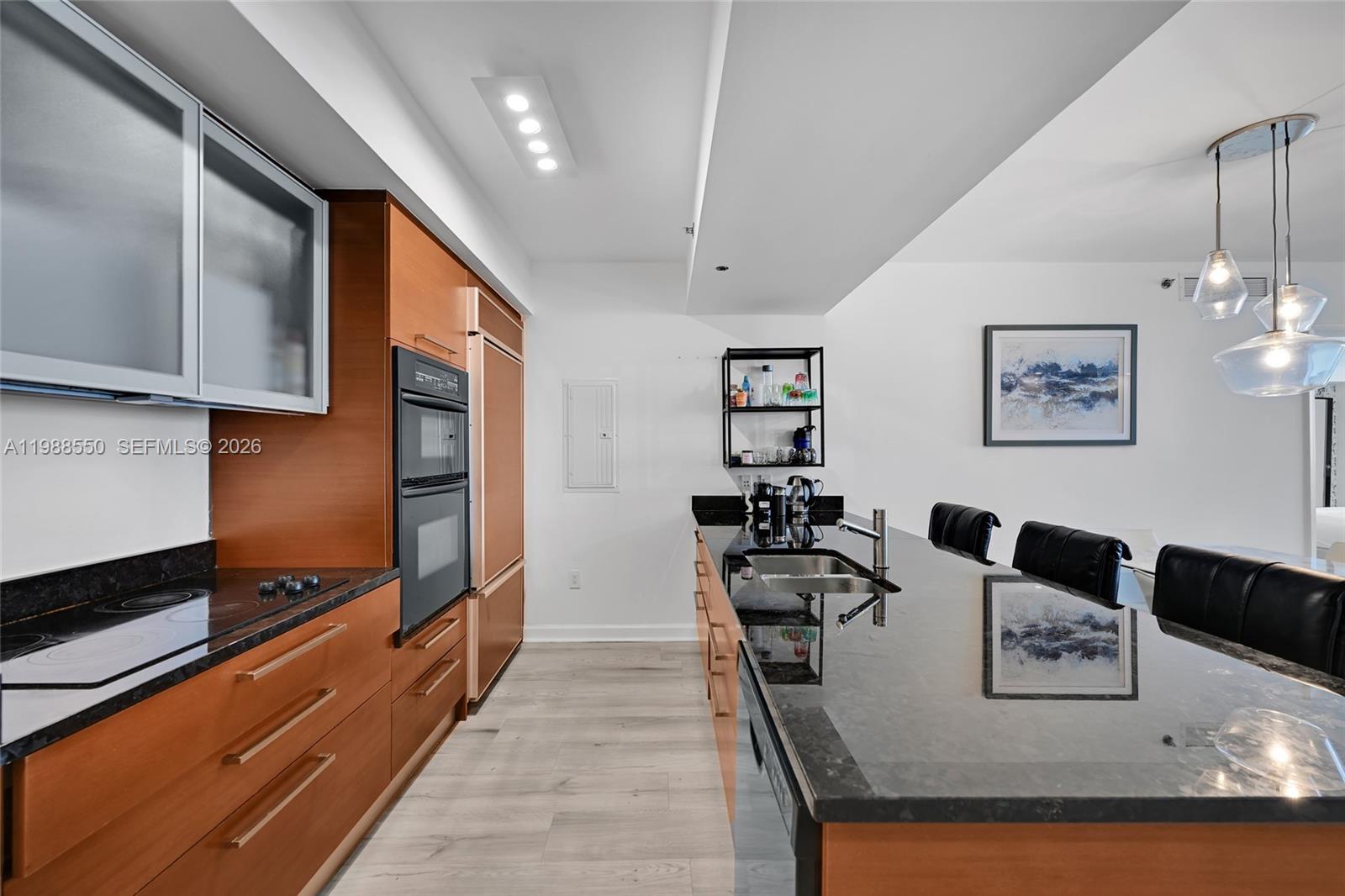 image Beach Club 218