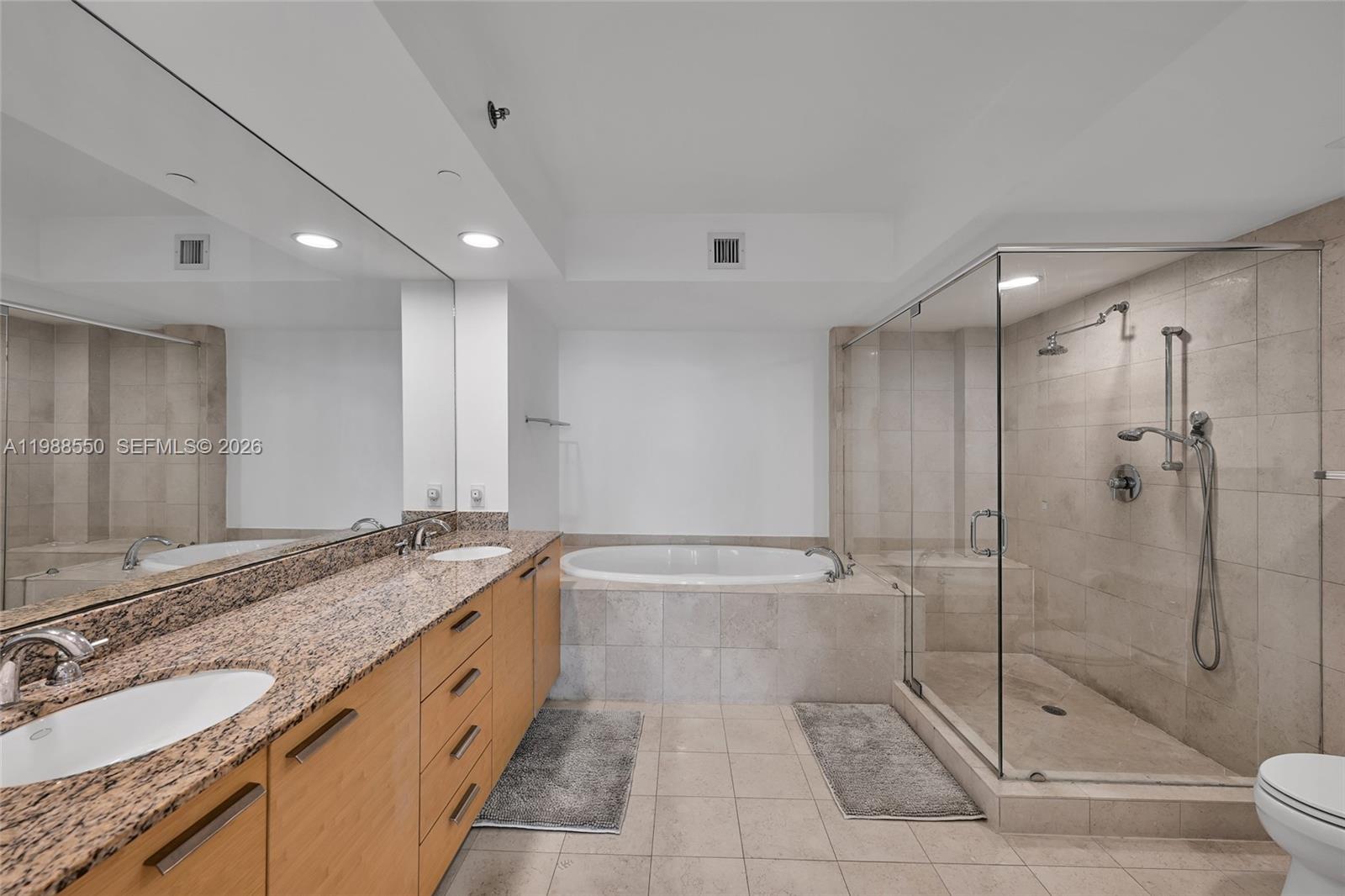 image Beach Club 228