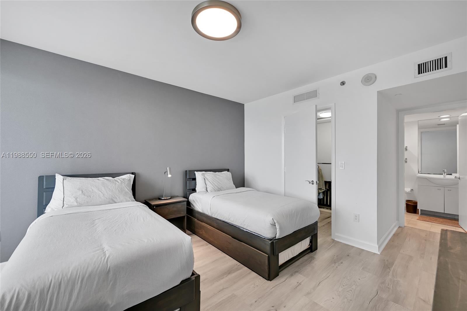 image Beach Club 232