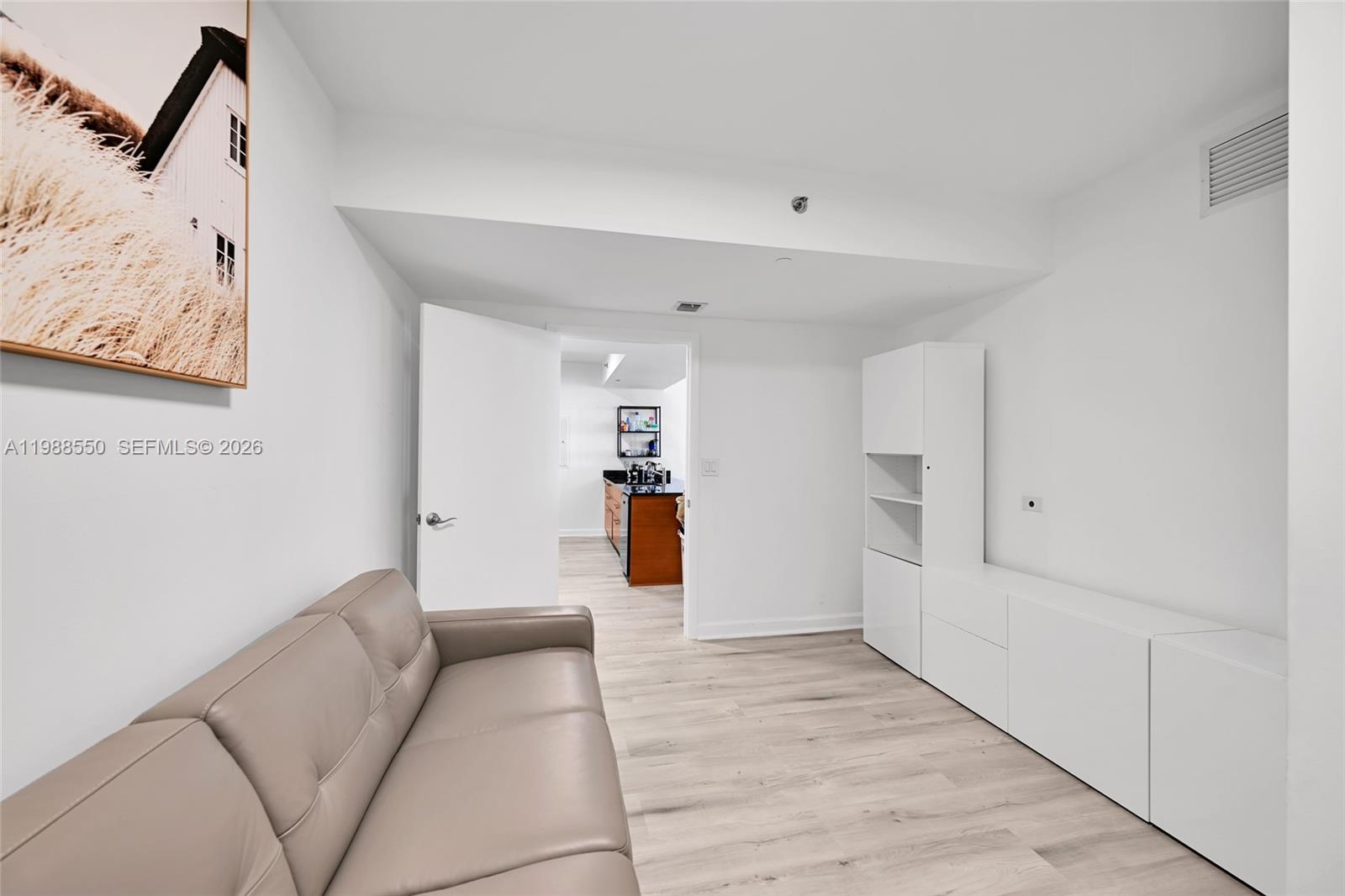 image Beach Club 234