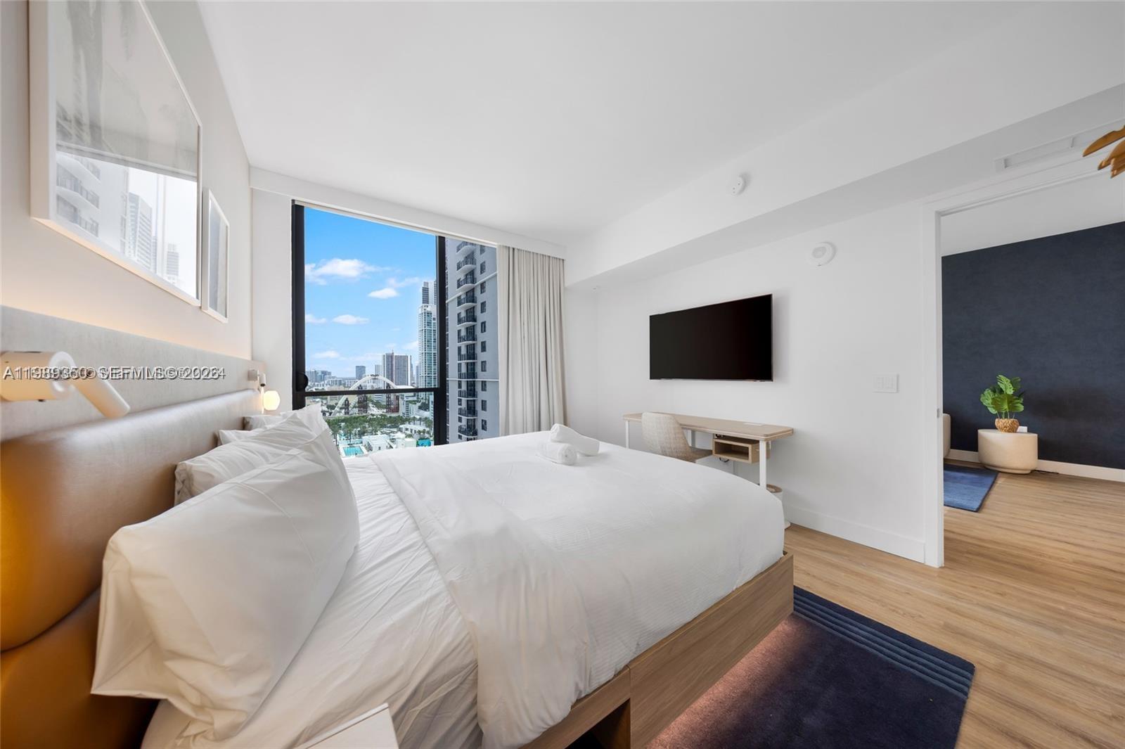 159 NE 6th St #1617 Miami, FL 33132