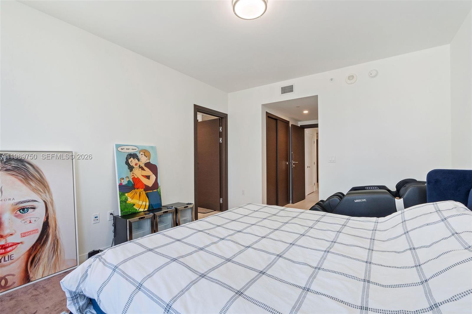 1000 Brickell Plz #2812 Miami, FL 33131