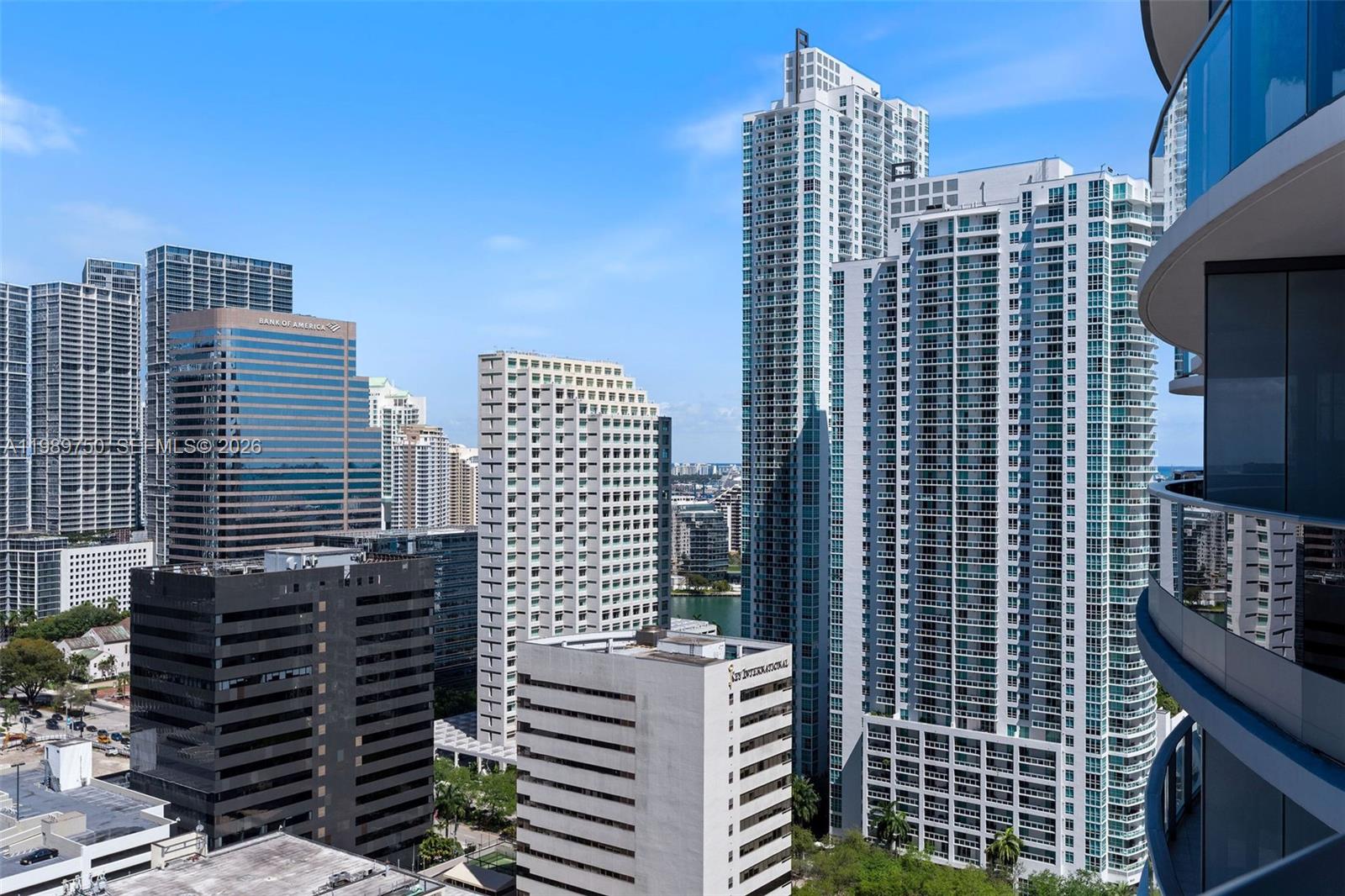 1000 Brickell Plz #2812 Miami, FL 33131