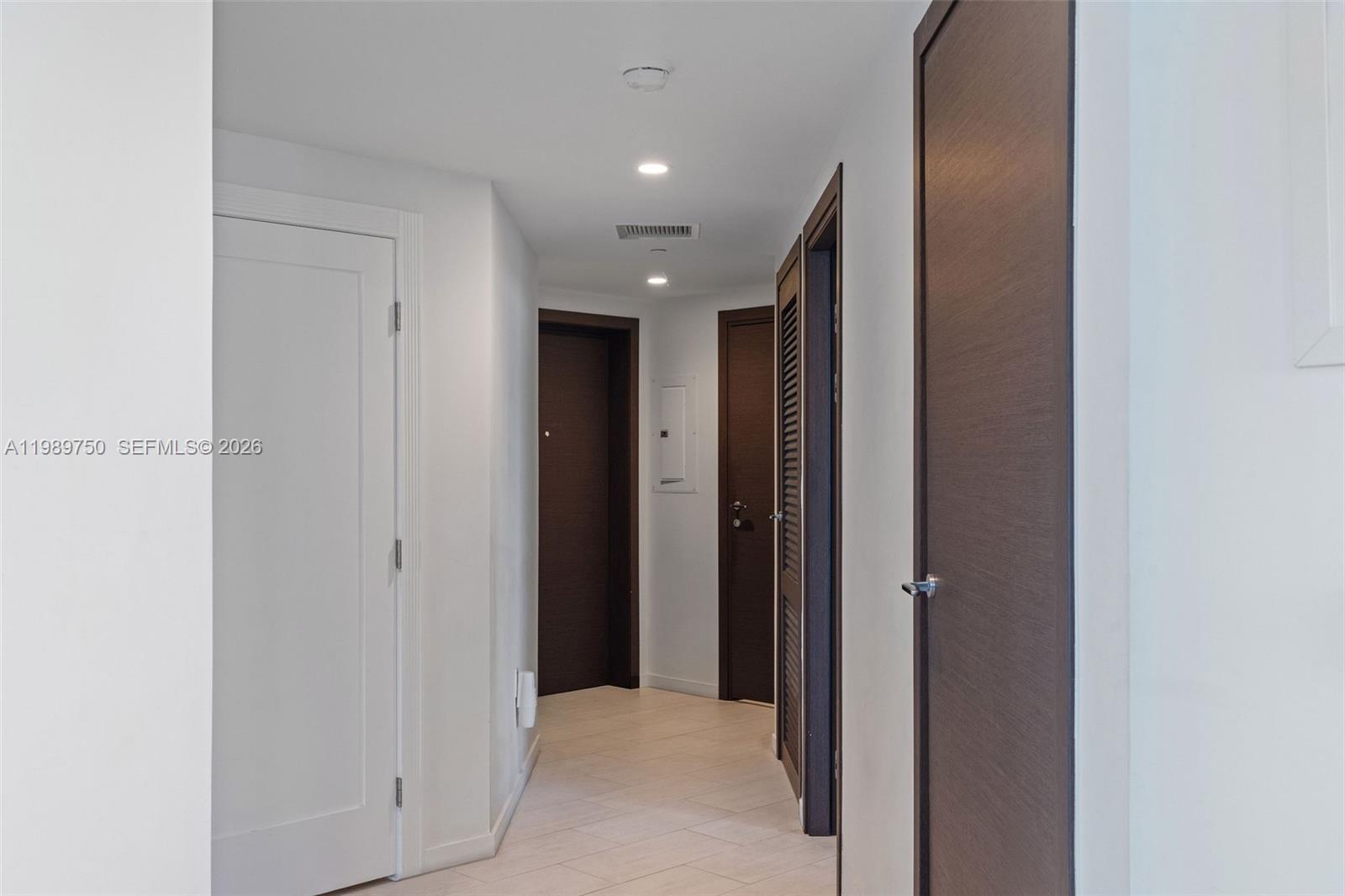 1000 Brickell Plz #2812 Miami, FL 33131