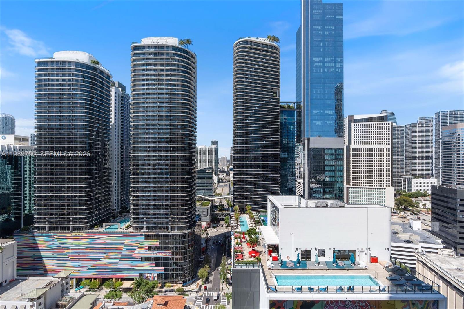 1000 Brickell Plz #2812 Miami, FL 33131