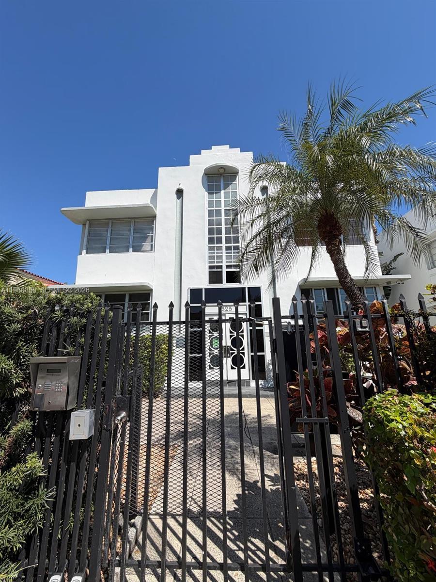 1525 Meridian Ave #108 Miami Beach, FL 33139