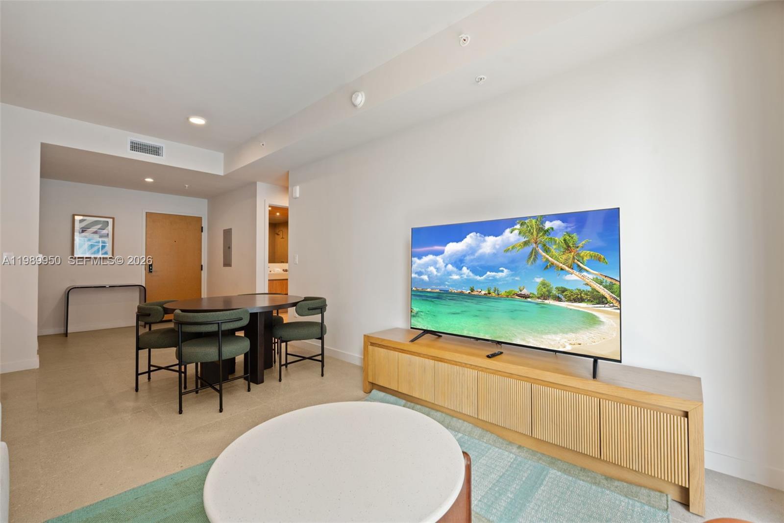 11 NE 26th St #2605 Miami, FL 33132