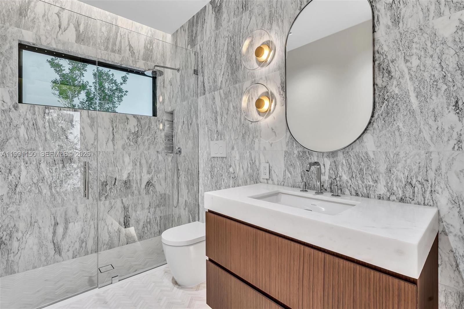 535 N Shore Dr Miami Beach, FL 33141