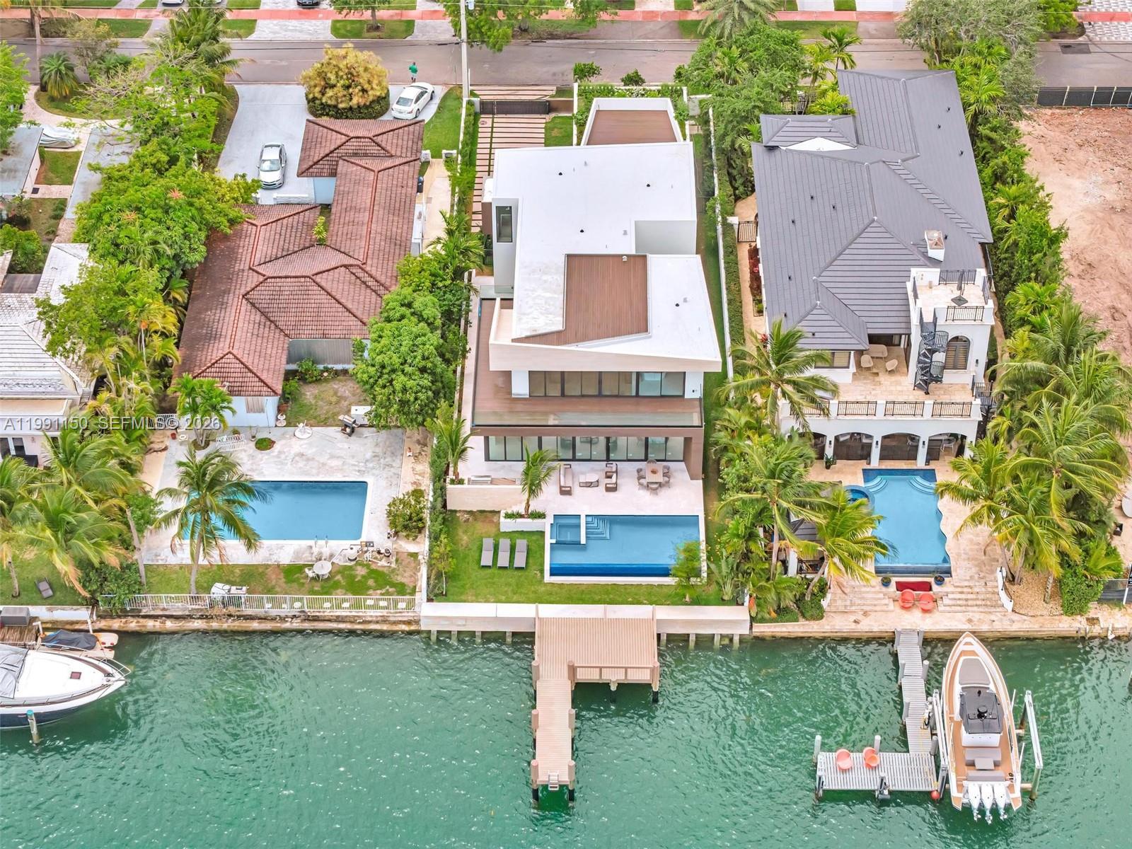 535 N Shore Dr Miami Beach, FL 33141