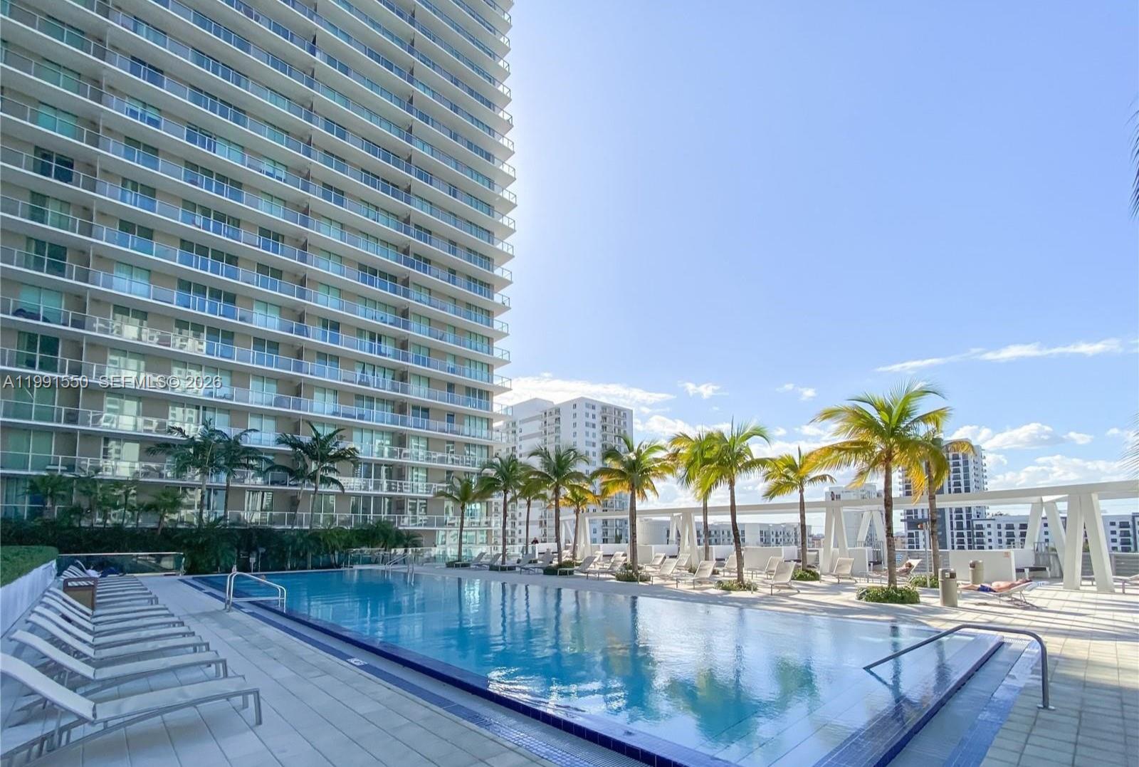 image Axis on Brickell South16