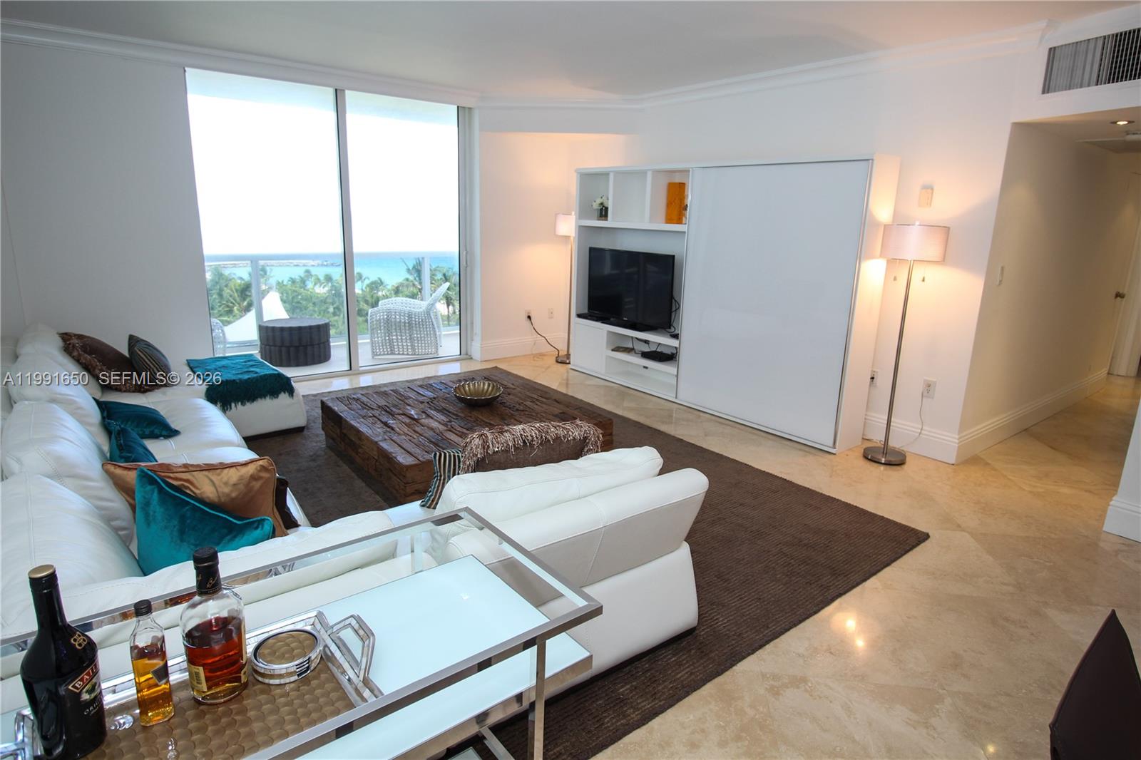 10275 Collins Ave #833 Bal Harbour, FL 33154