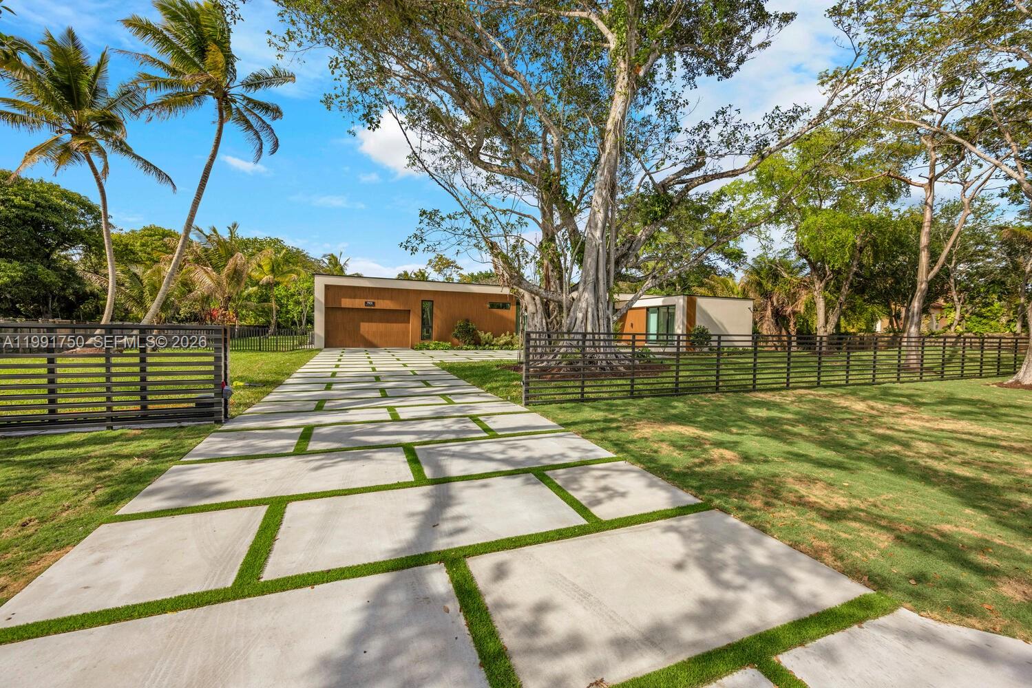 7901 SW 120th St Pinecrest, FL 33156