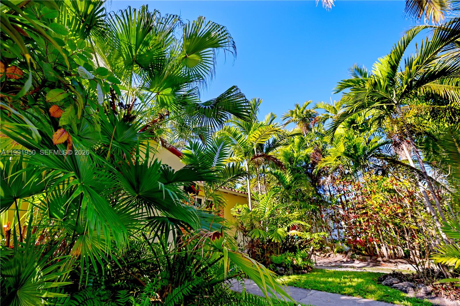 720 NE 75th St Miami, FL 33138