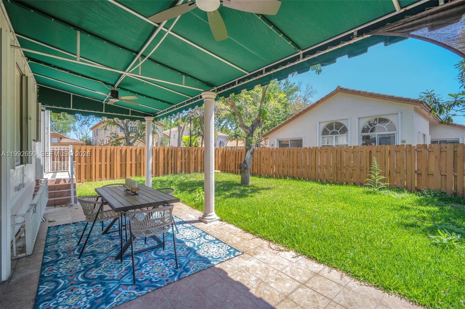 9732 NW 32nd St Doral, FL 33172