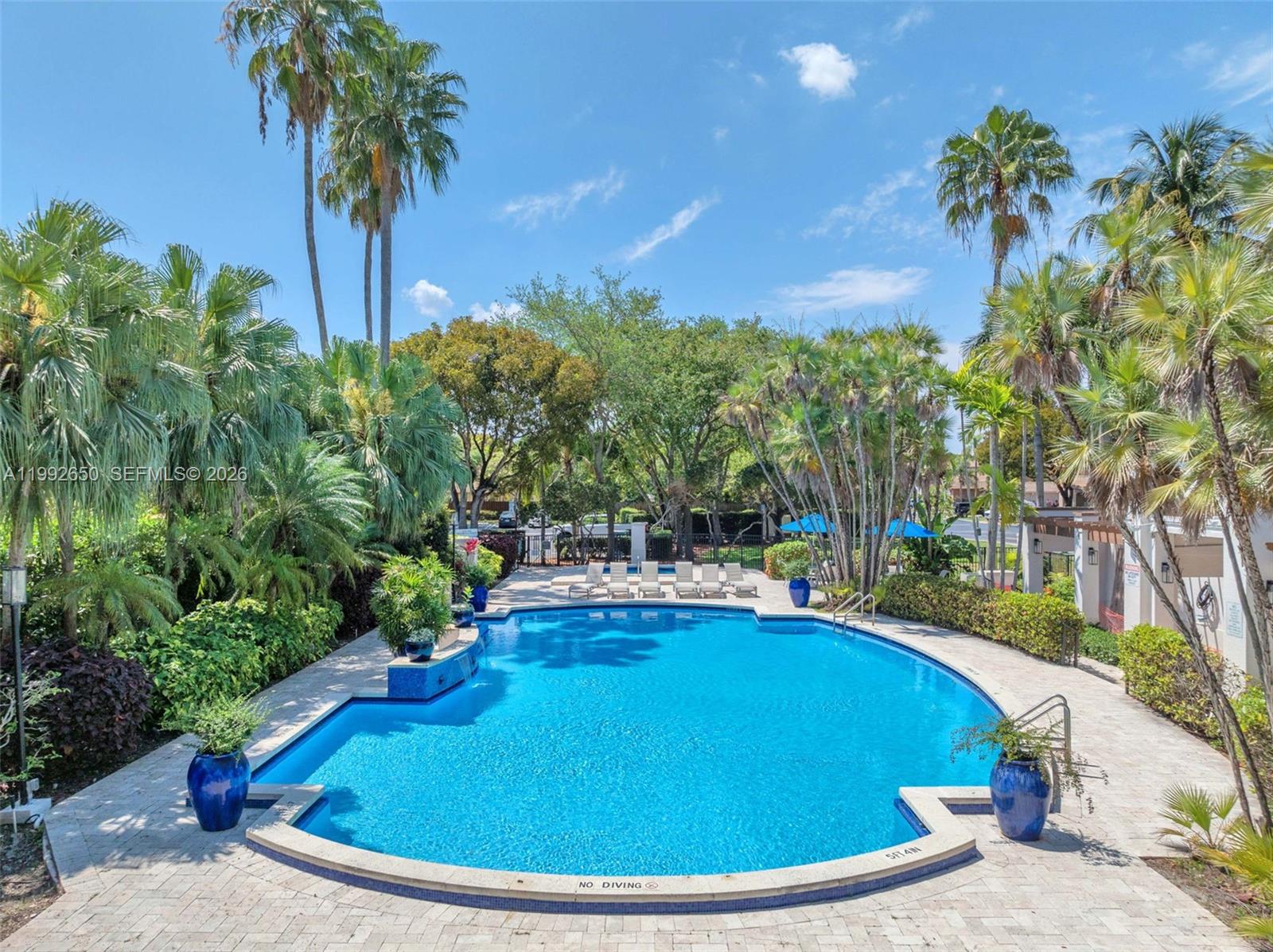 9732 NW 32nd St Doral, FL 33172