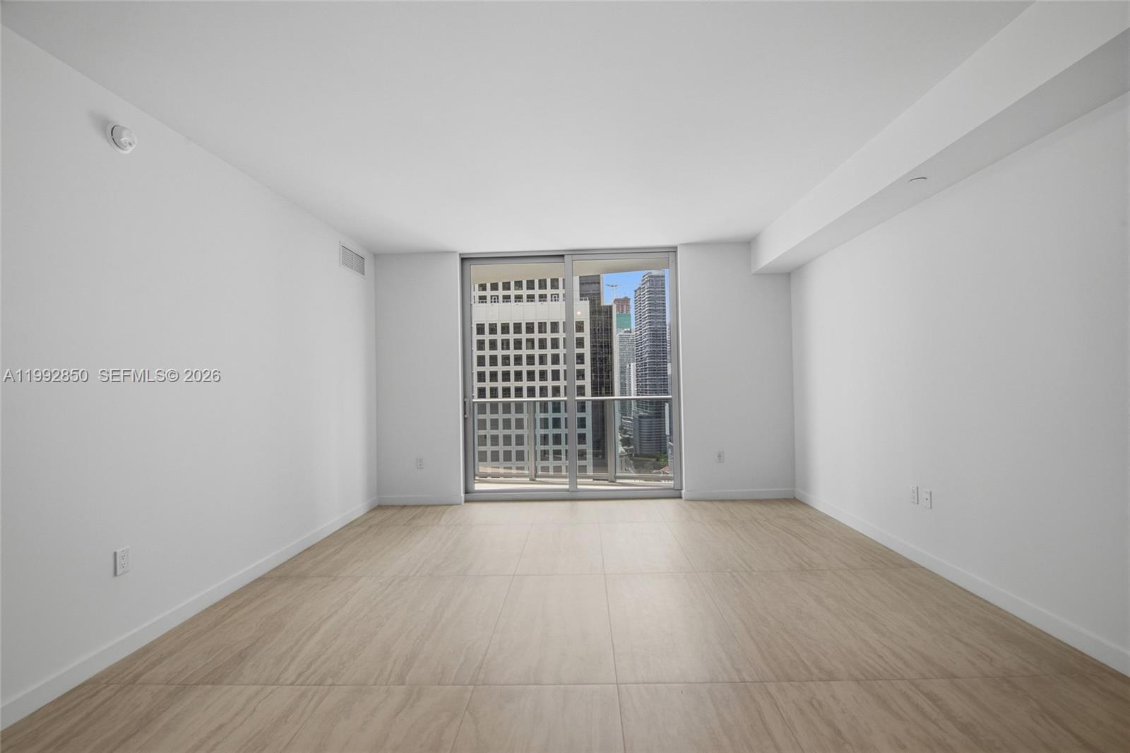 77 SE 5th St #2914 Miami, FL 33131