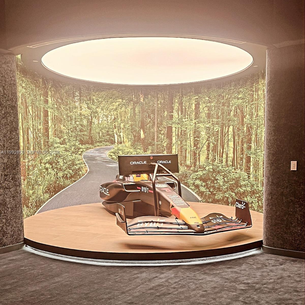 77 SE 5th St #2914 Miami, FL 33131