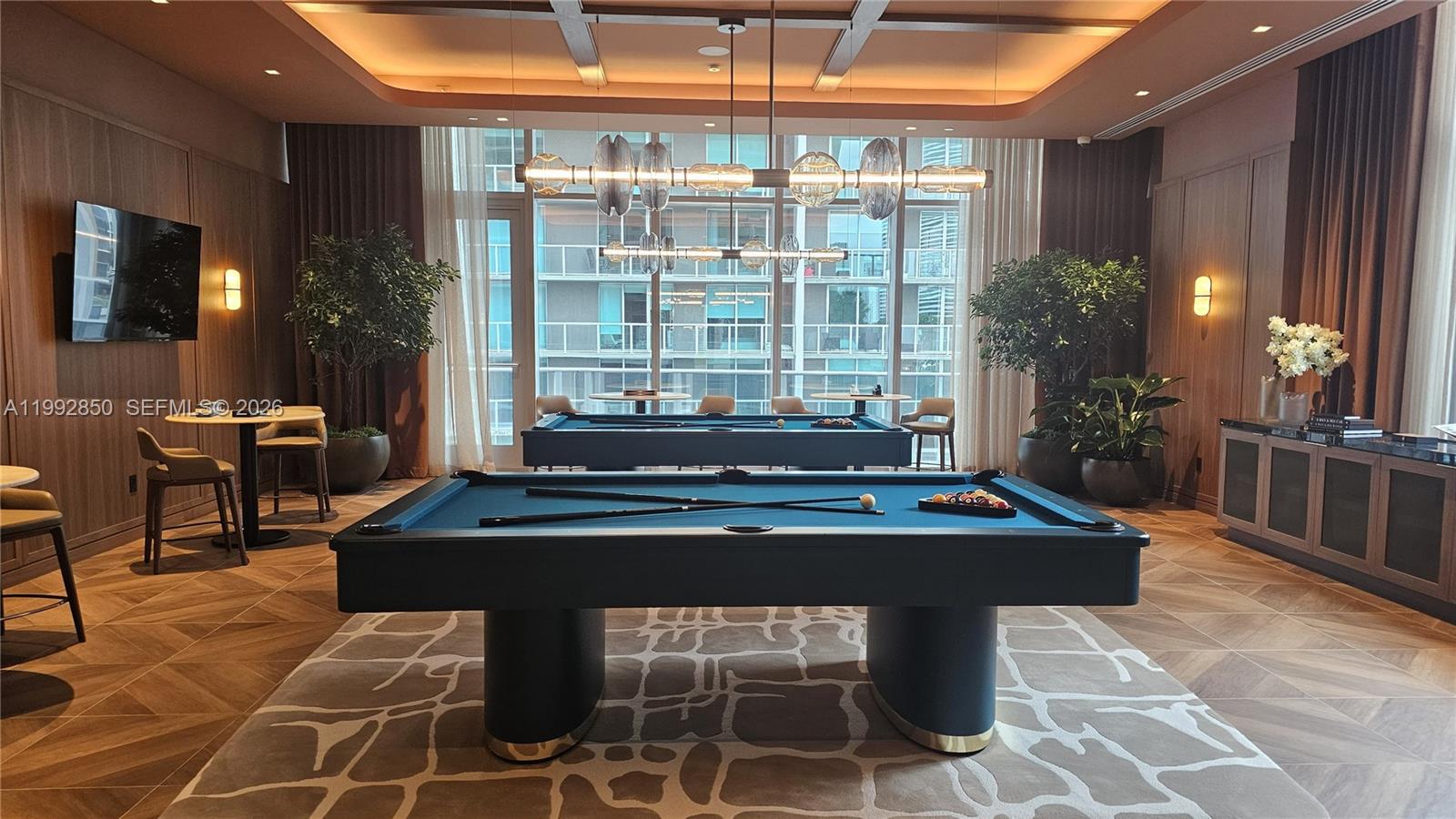 77 SE 5th St #2914 Miami, FL 33131