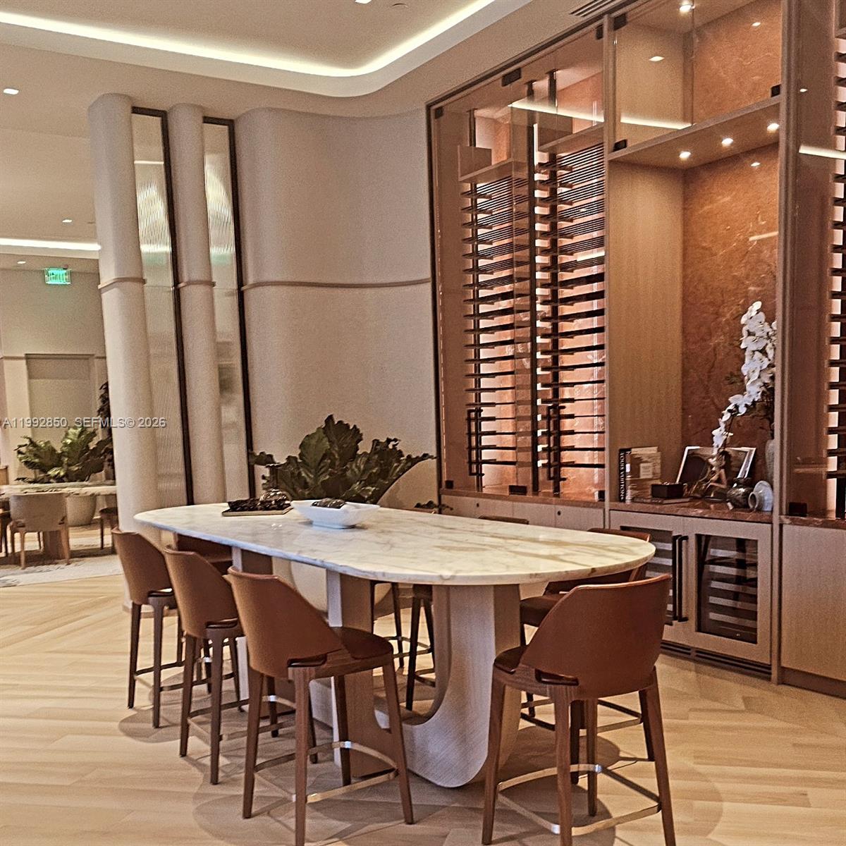 77 SE 5th St #2914 Miami, FL 33131