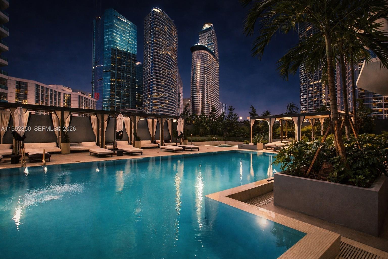 77 SE 5th St #2914 Miami, FL 33131