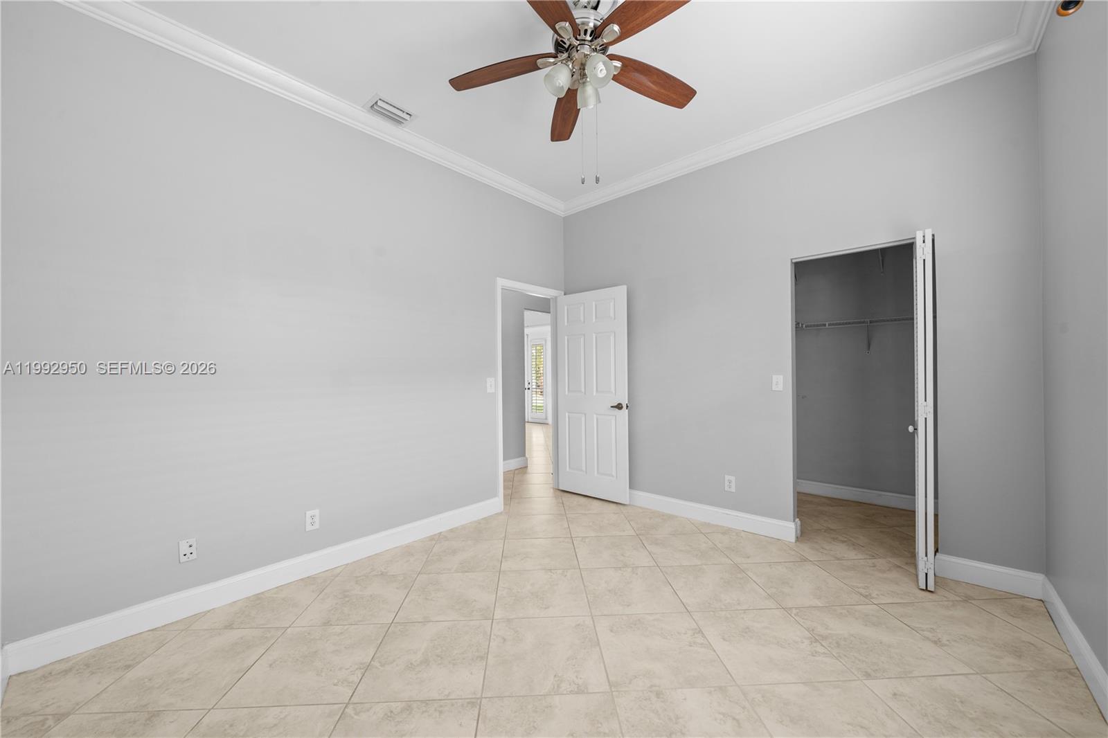 1154 NW 183rd Ter Pembroke Pines, FL 33029