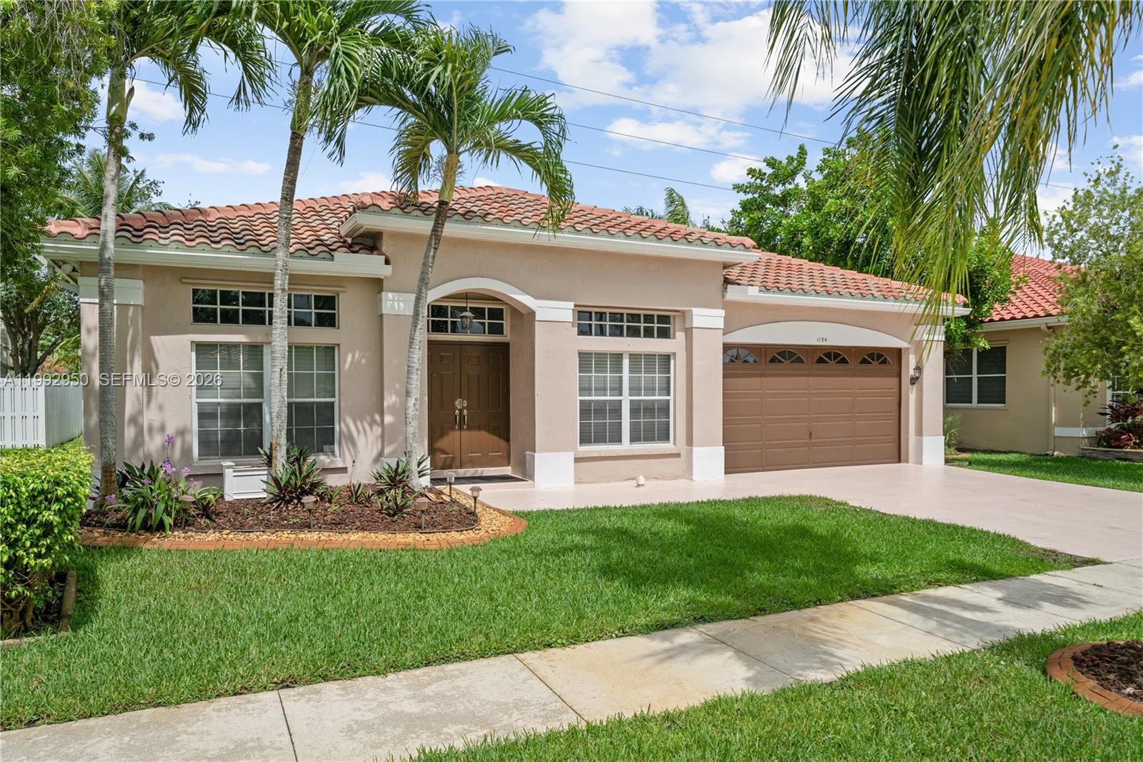 1154 NW 183rd Ter Pembroke Pines, FL 33029