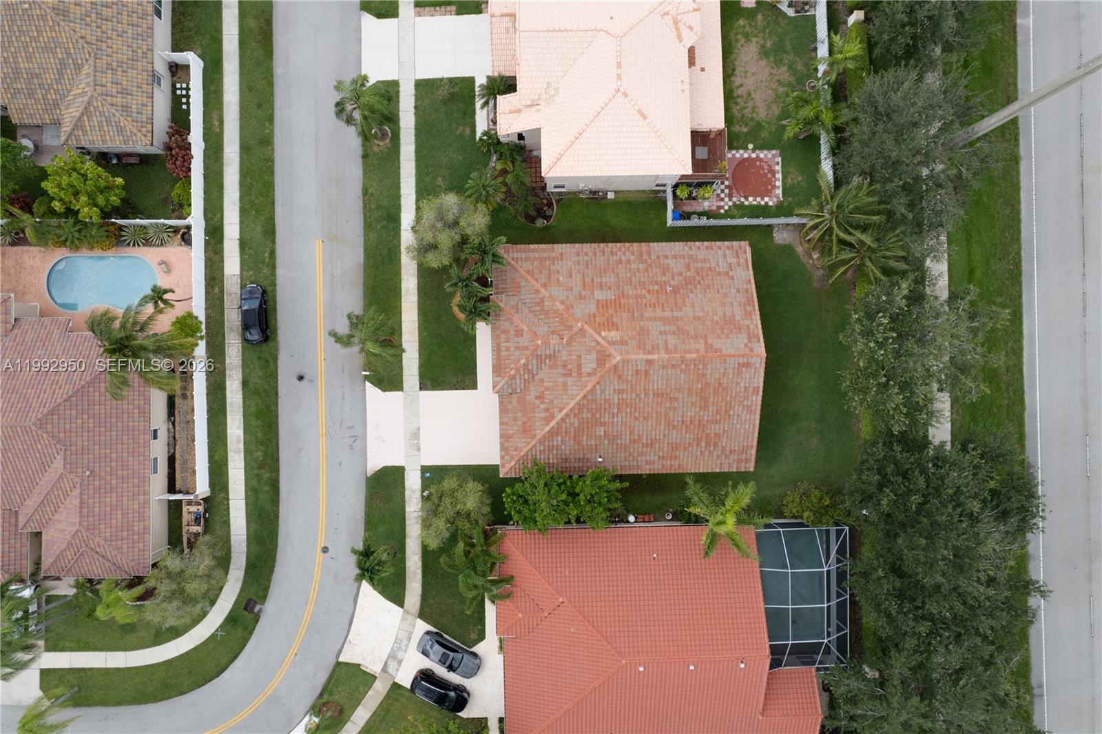 1154 NW 183rd Ter Pembroke Pines, FL 33029