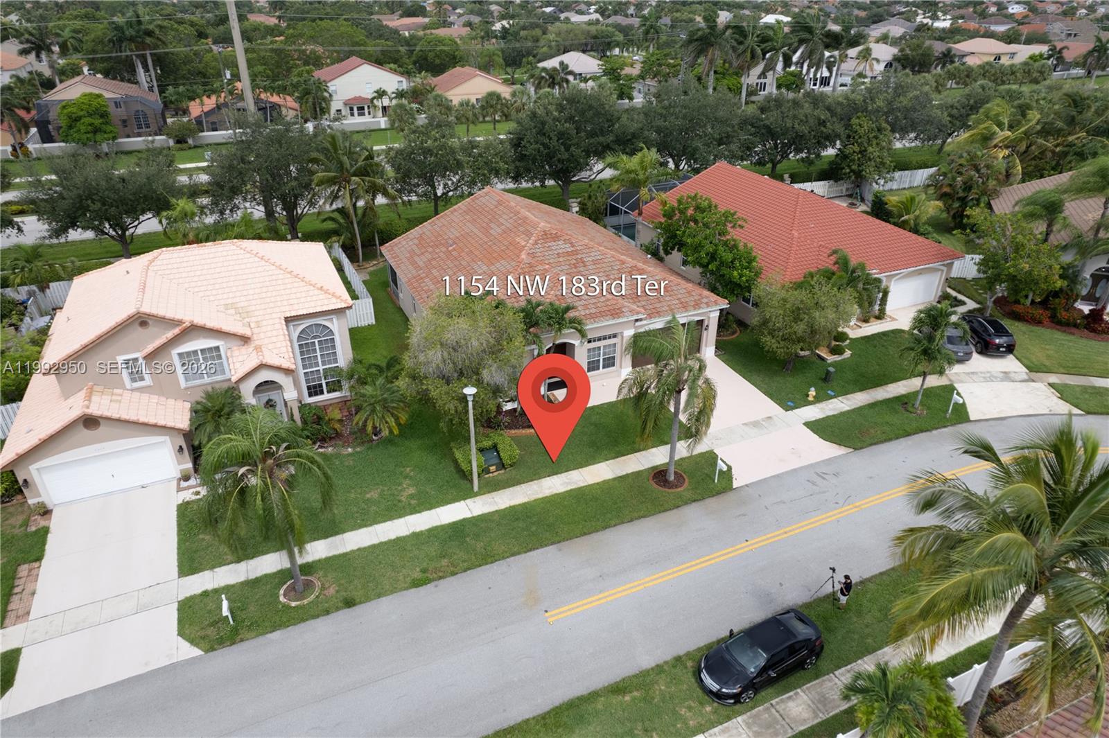 1154 NW 183rd Ter Pembroke Pines, FL 33029