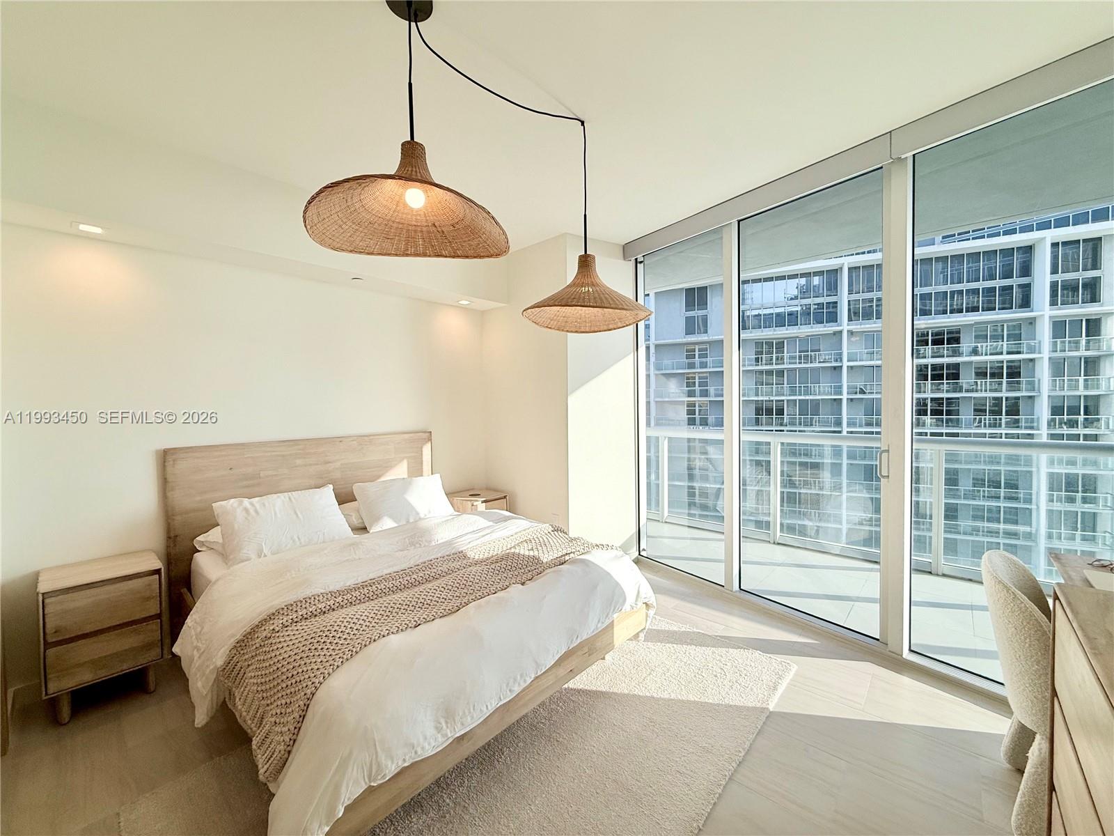 495 Brickell Ave #5106 (remodeled) Miami, FL 33131