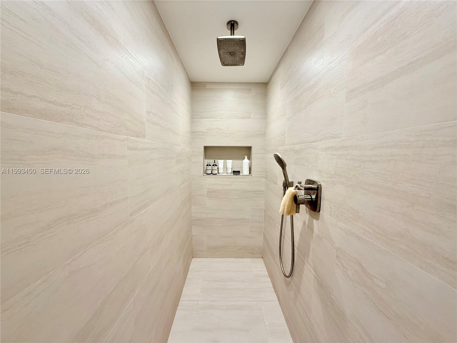 495 Brickell Ave #5106 (remodeled) Miami, FL 33131