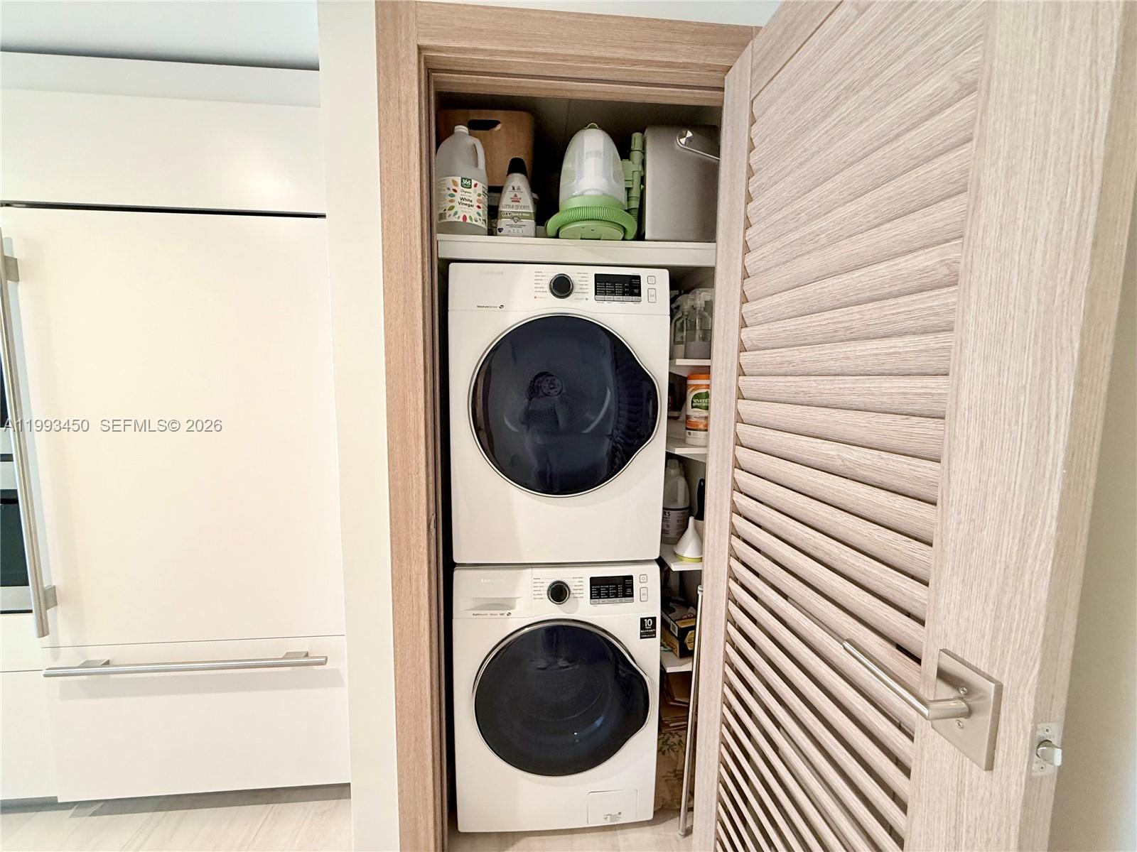 495 Brickell Ave #5106 (remodeled) Miami, FL 33131