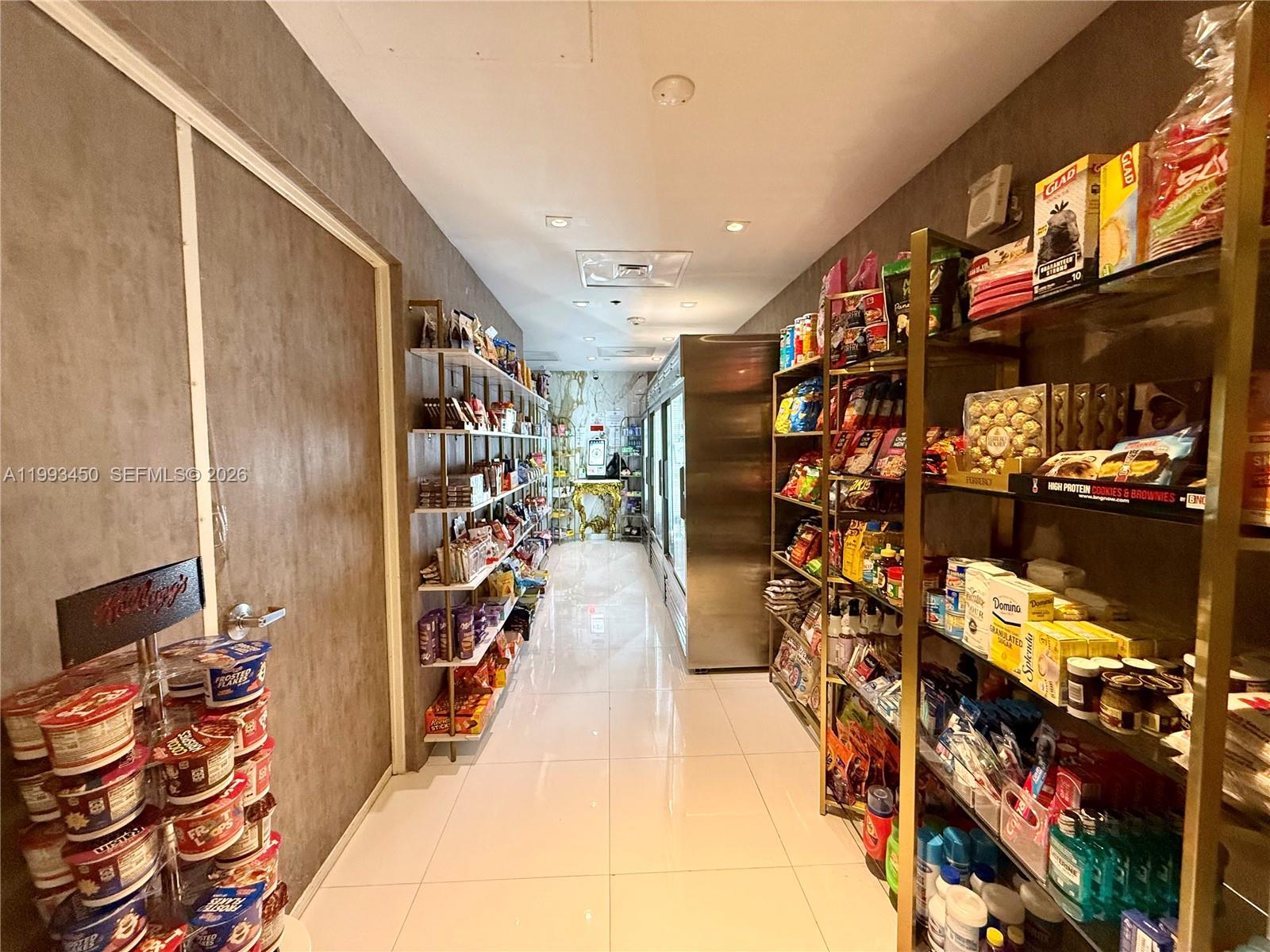 495 Brickell Ave #5106 (remodeled) Miami, FL 33131