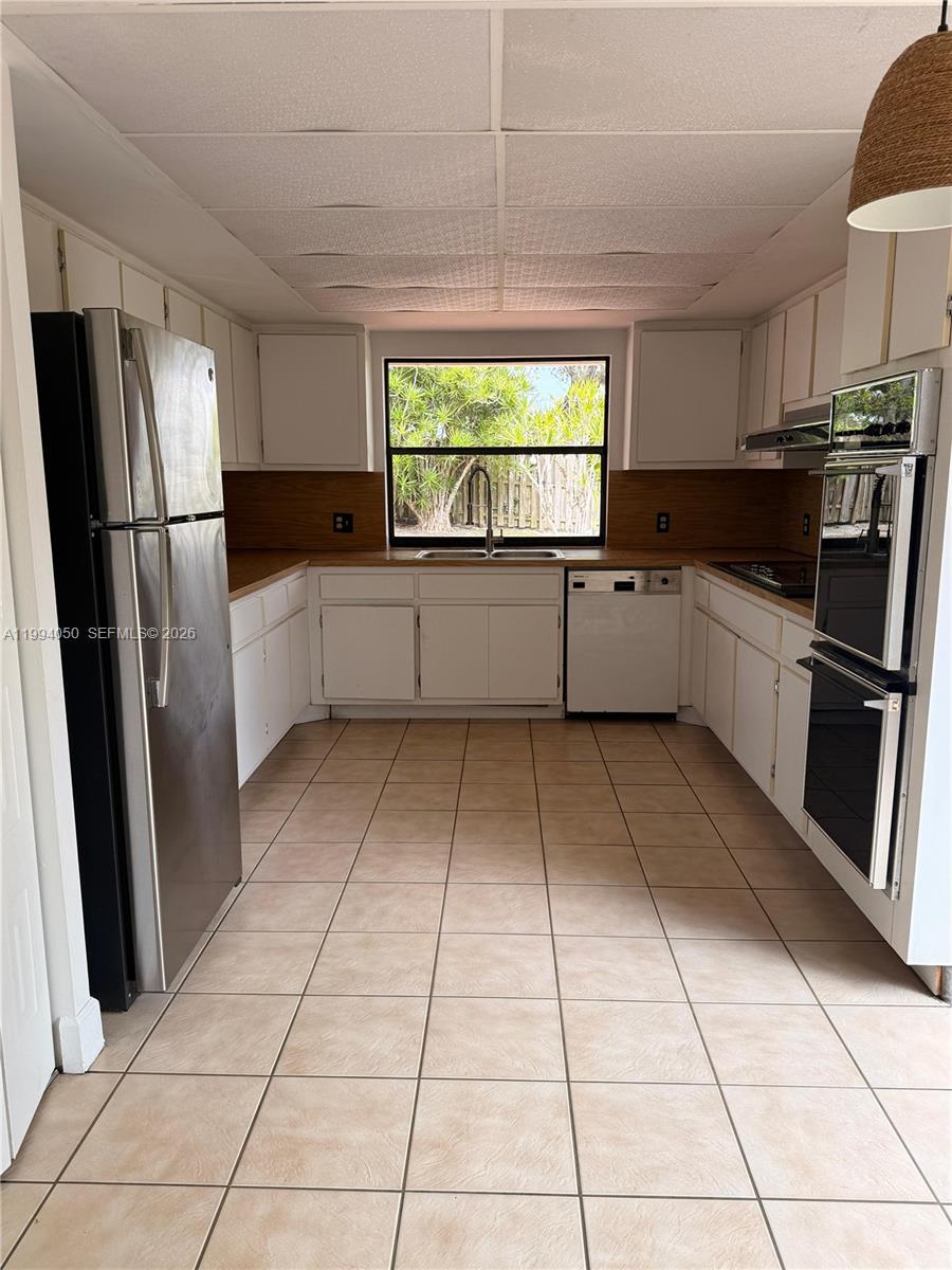 14729 SW 53rd Ter Miami, FL 33185