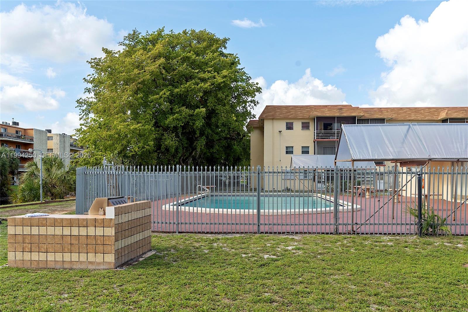 4043 NW 16th St #207 Lauderhill, FL 33313