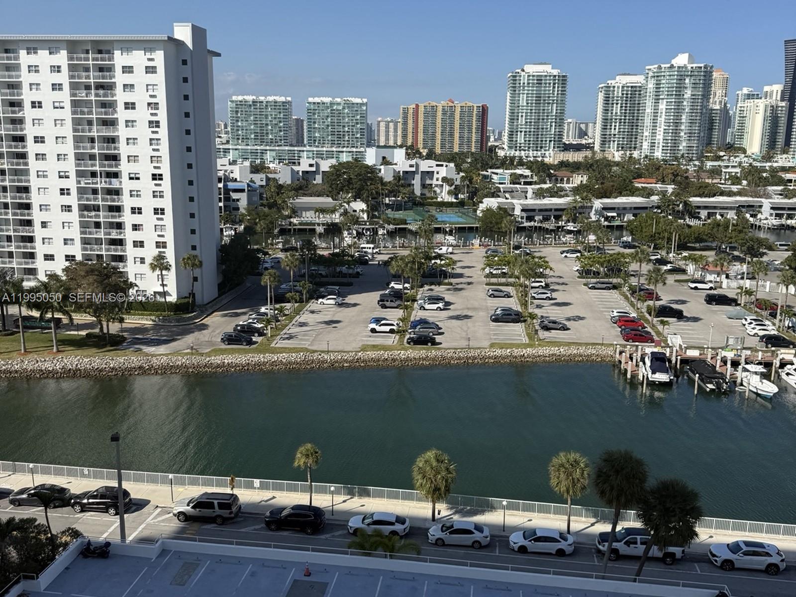 image Arlen House West2