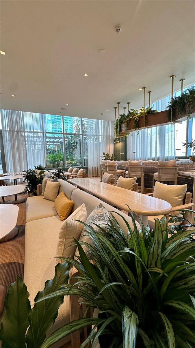 image Viceroy Brickell Residences12
