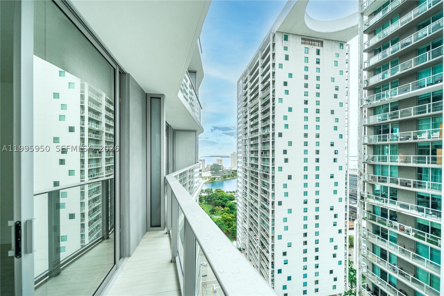 image Viceroy Brickell Residences71