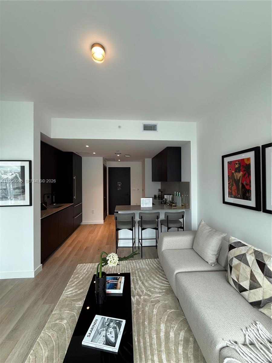 image E11EVEN Hotel & Residences2