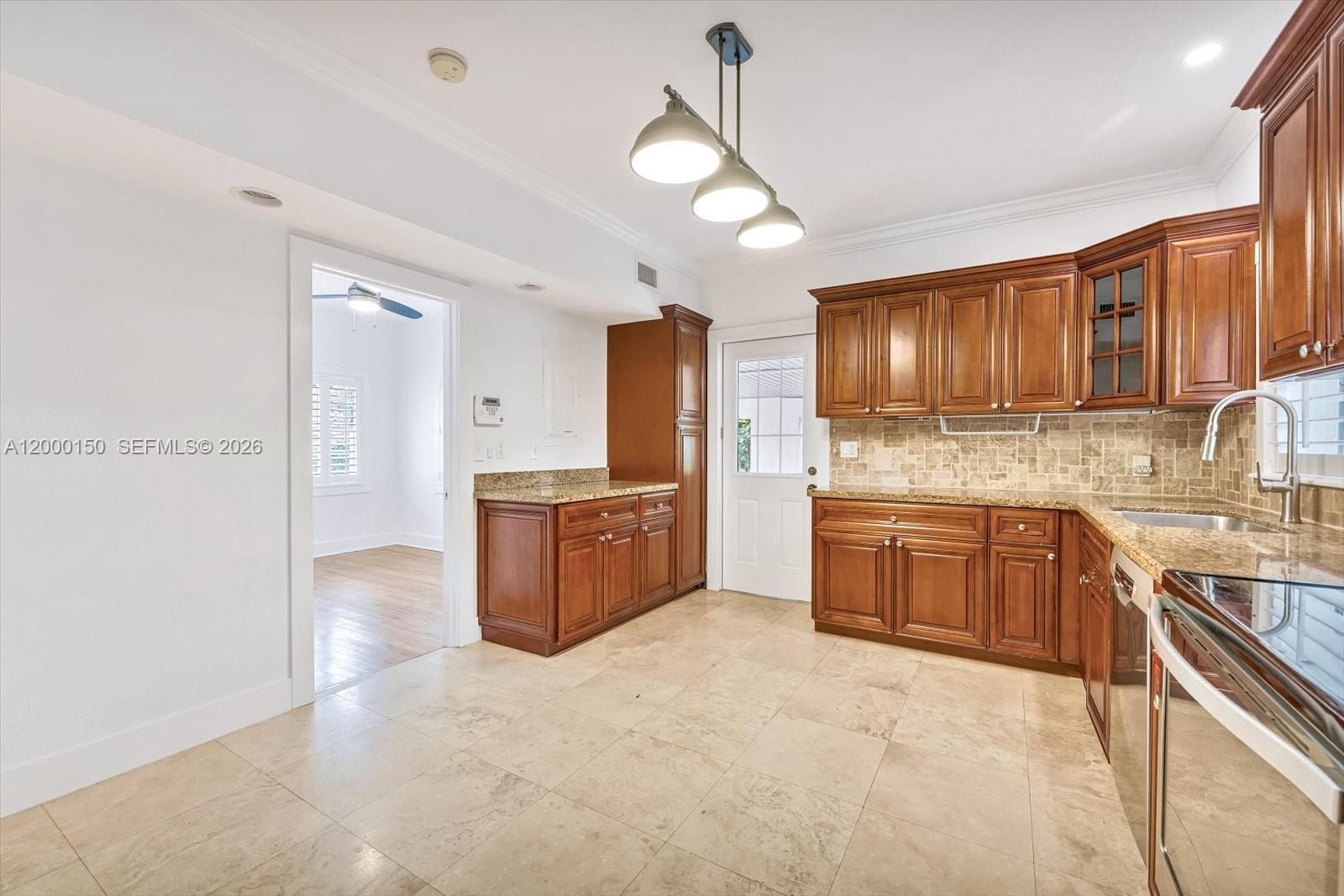 1102 Genoa St Coral Gables, FL 33134