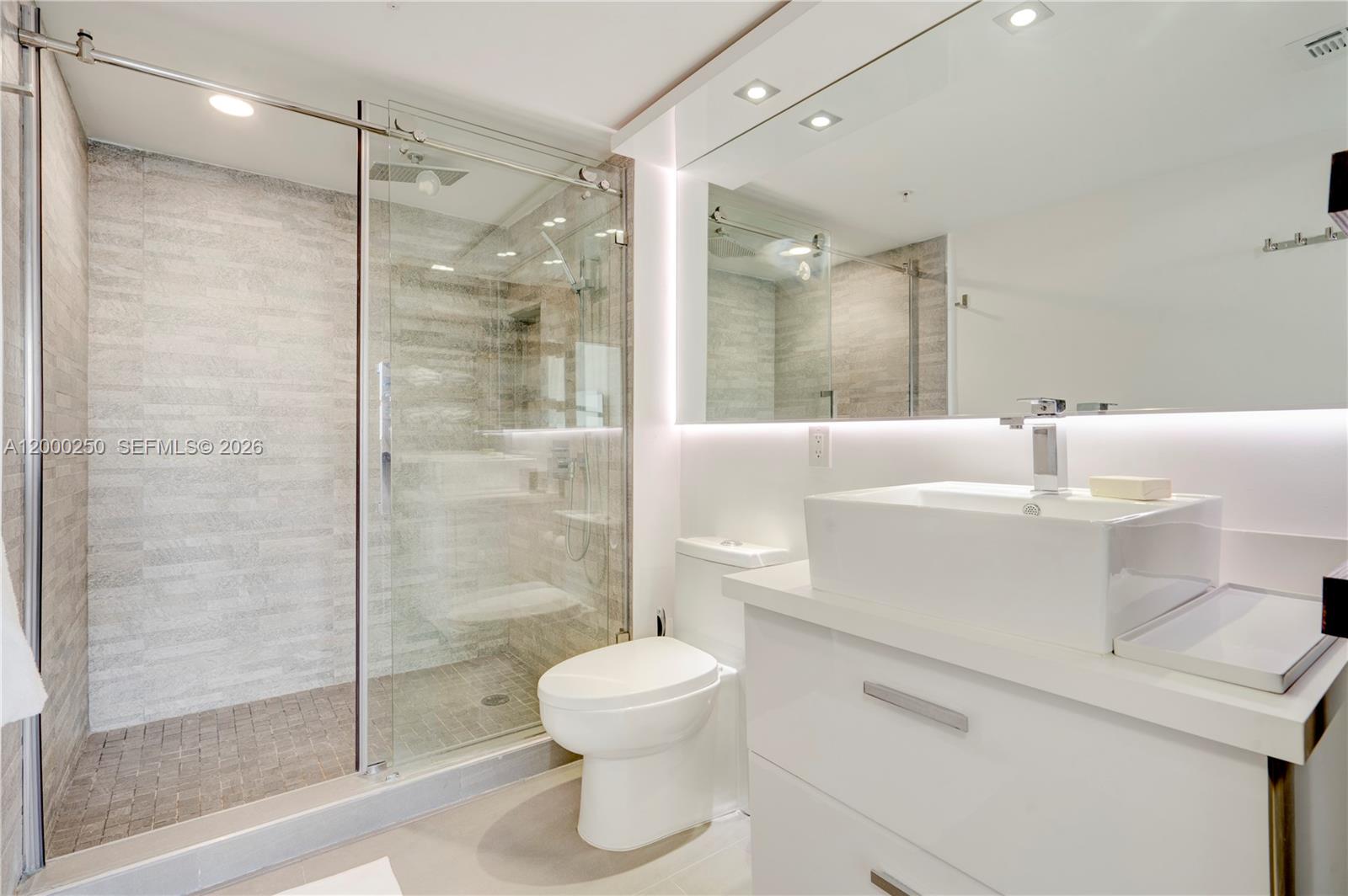 90 Alton Rd #2010 Miami Beach, FL 33139